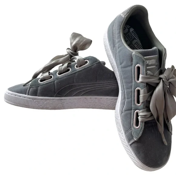 PUMA Embroidered Sneakers “Basket Heart Hyper” Ribbon Laces Women’s Size 9 - Picture 10 of 16